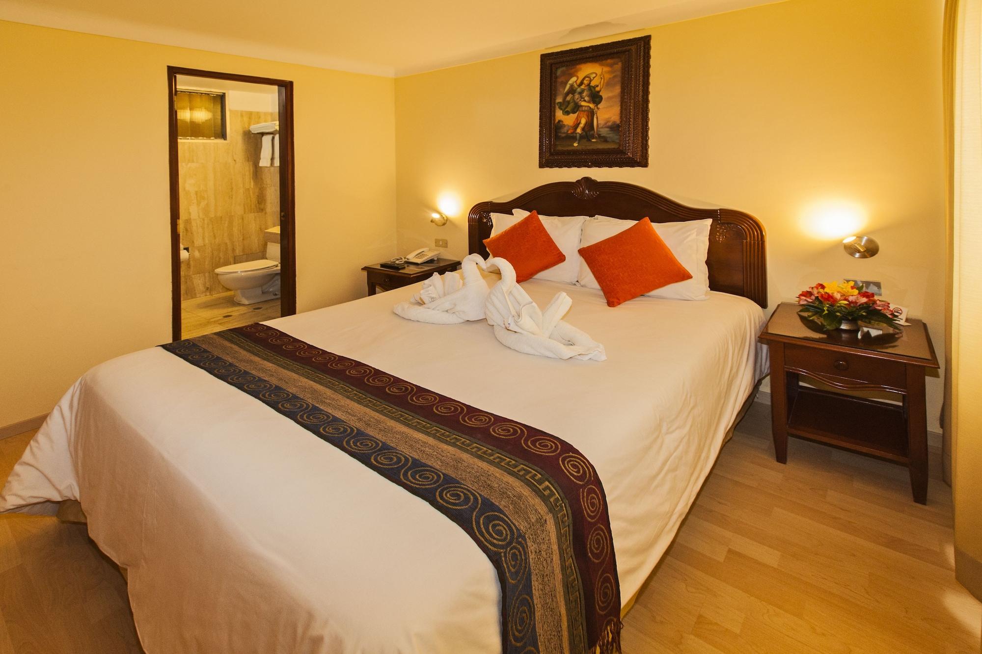 Hotel Agustos كوسكو المظهر الخارجي الصورة
