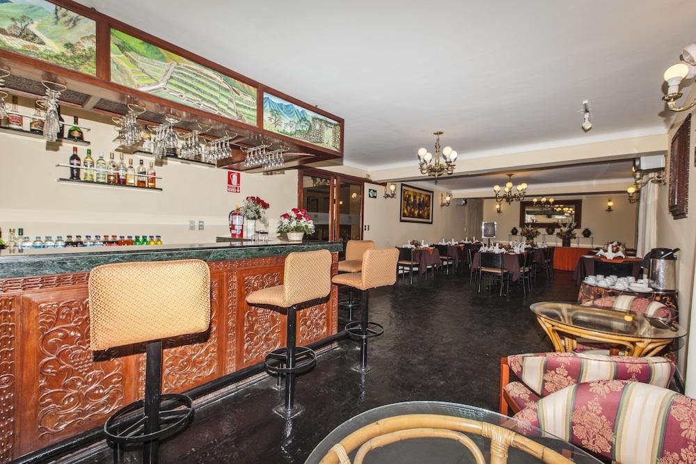 Hotel Agustos كوسكو المظهر الخارجي الصورة