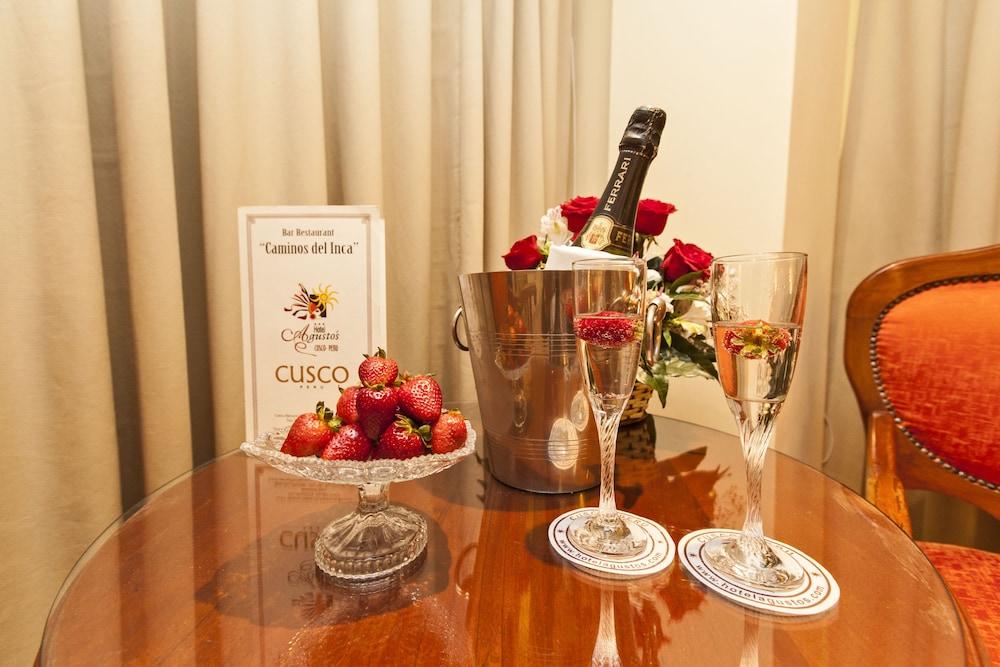 Hotel Agustos كوسكو المظهر الخارجي الصورة