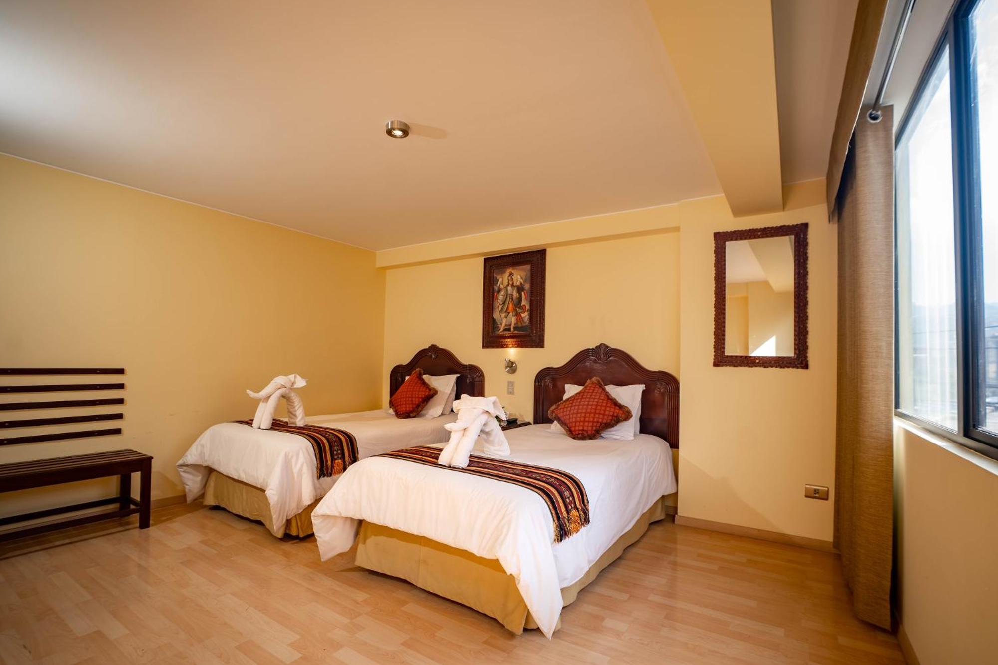 Hotel Agustos كوسكو المظهر الخارجي الصورة