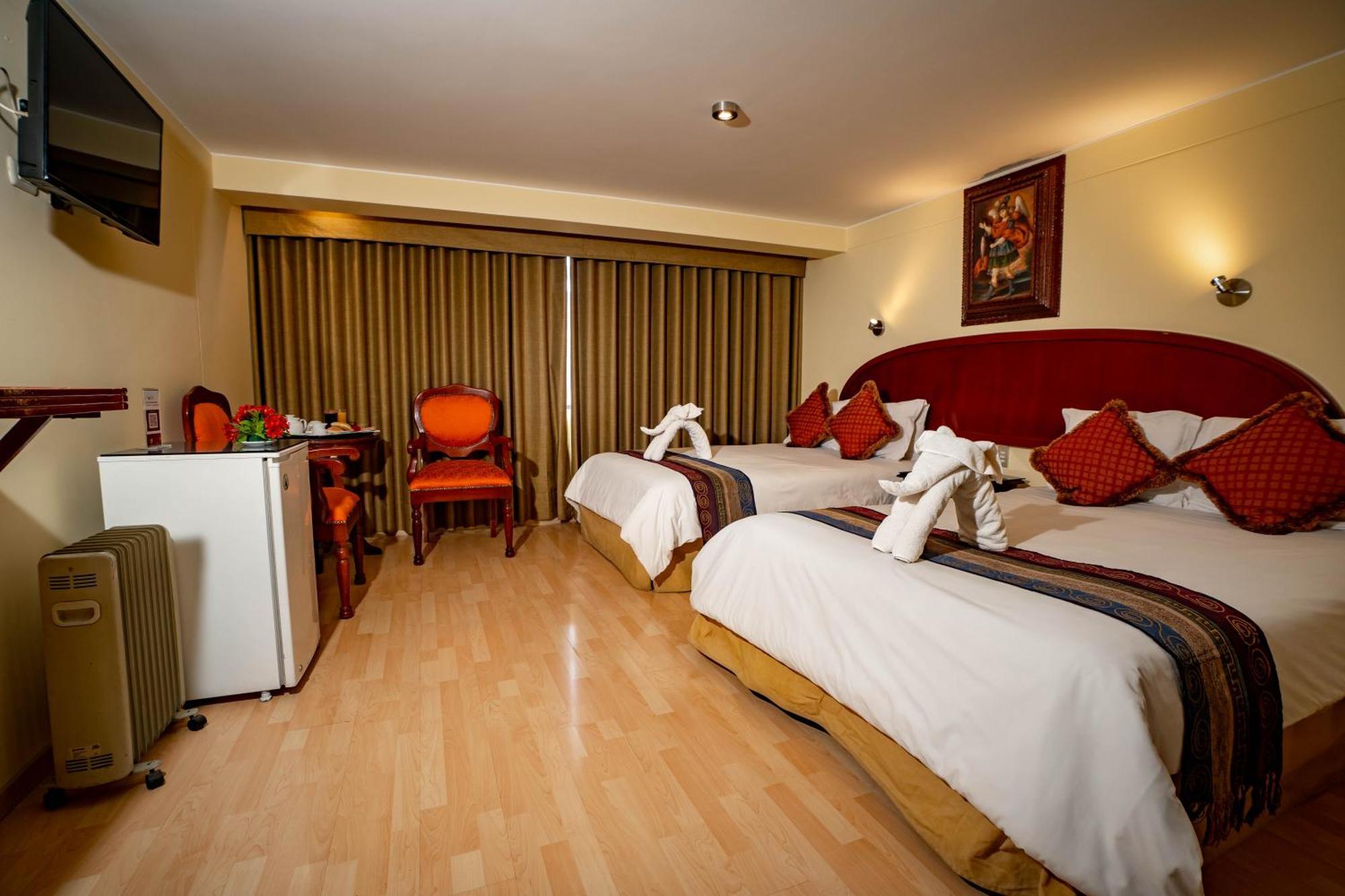 Hotel Agustos كوسكو المظهر الخارجي الصورة