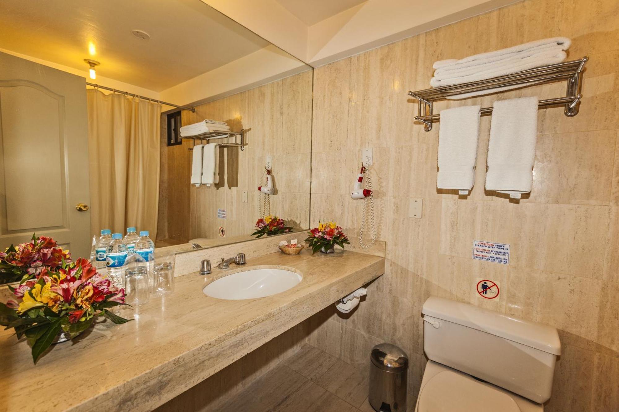Hotel Agustos كوسكو المظهر الخارجي الصورة